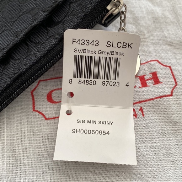 Black coach keychain wallet. NWT - Picture 3 of 3